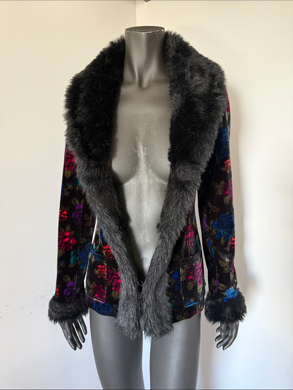 Vintage Betsey Johnson Floral Faux Fur Jacket Y2K Size L